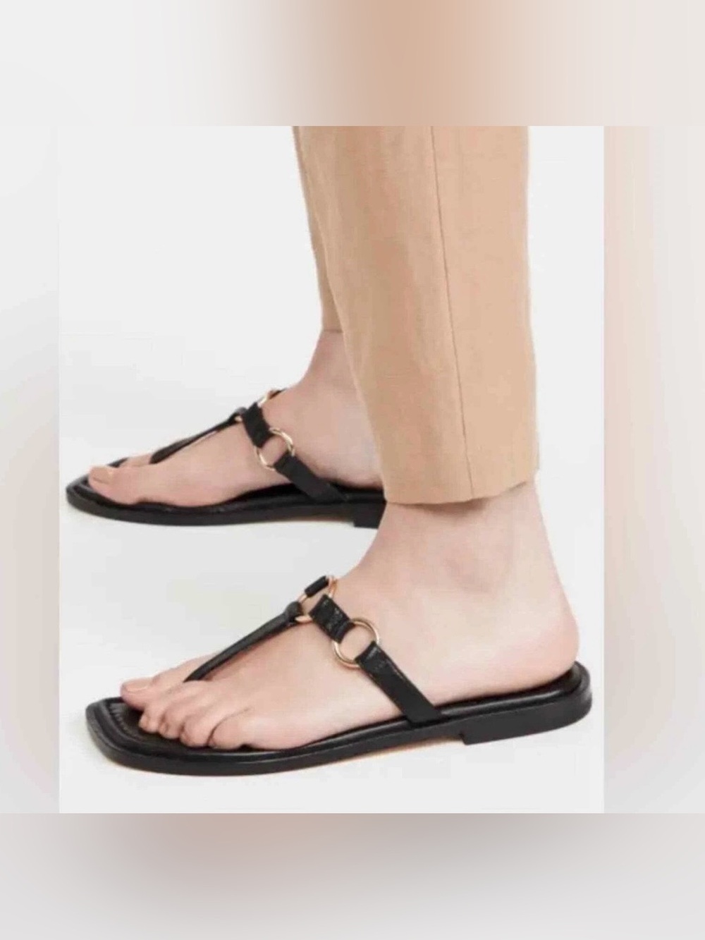Stuart Weitzman Black Leather Gold Ring Thong Sandals Size 6 Flats